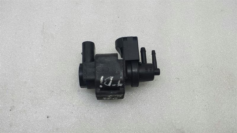 AUDI Audi A6 4F Pressure Converter 059906628B Pressure Control Valve Pressure Converter