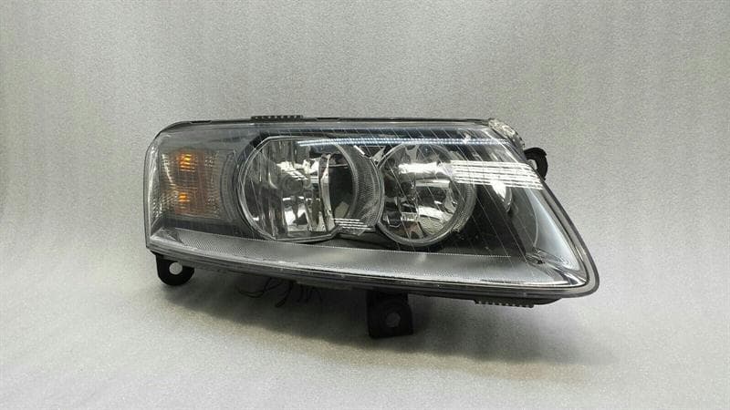 AUDI Audi A6 4F right headlamp 4F0941004 headlight right handlebar RHD halogen