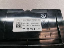 TESLA Tesla Model S 90D Electronic Module 1007618-00-E Control Unit Parking Brake — thumbnail 6