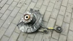 BMW BMW M5 M6 E60 wheel bearing housing knuckle front right 312122880 right hub — thumbnail 5