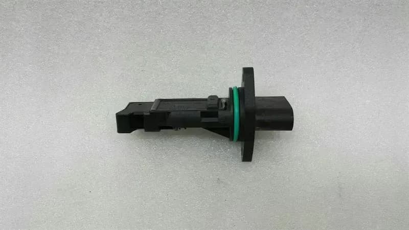 BMW BMW 5 Series M5 E60 E61 E63 Mass Air Flow Sensor 7839014 Air Flow Meter V10 S85
