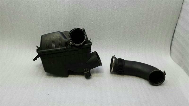 BMW BMW 6 Series E63 Airbox 7521020 Air Filter Box 4.4 V8 N62B44A