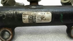 JAGUAR Jaguar XJ X350 X358 Fuel Rail 4R8Q-9D280-AA Fuel Injector Pipe Manifold 2.7D — thumbnail 3