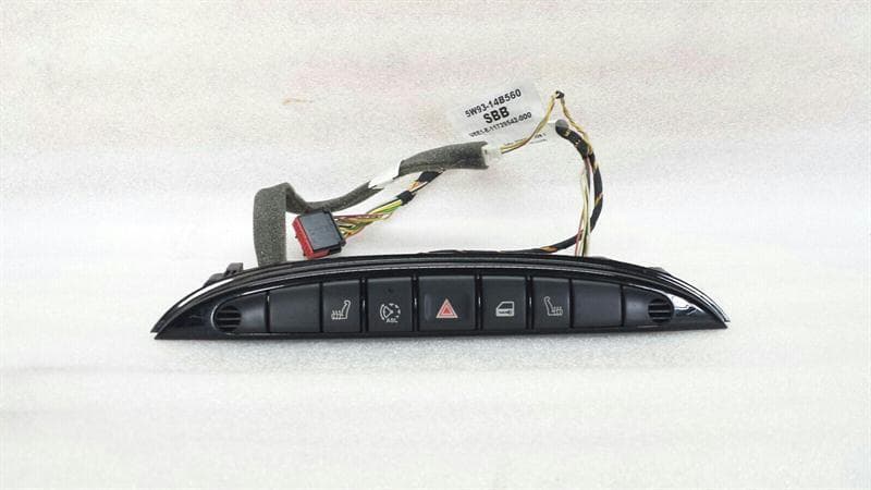 Jaguar XJ6 X350 Switch Block 5W93-11B650-BA Switch Block Seat Heater