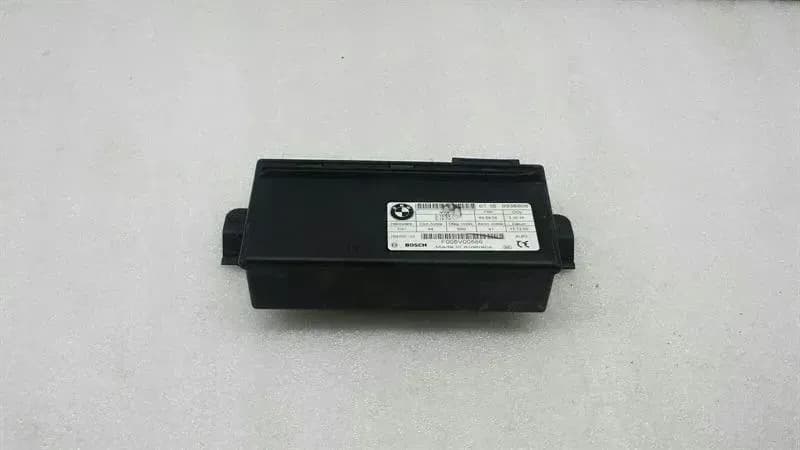 BMW BMW 5 Series E60 Backrest Control Module 6938908 Seat Control Unit Rear