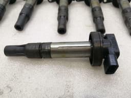 JAGUAR Jaguar XJ X350 X358 Ignition Coil 6R83-12A366-AA Ignition Coil — thumbnail 3