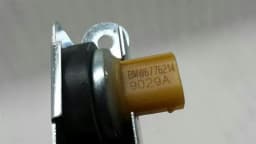BMW BMW 5 Series E60 sensor accelerometer 6776214 speed sensor accelerating — thumbnail 3