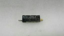 AUDI AUDI A4 8K AMPLIFIER ANTENNA 8K9035225A ANTENNA AMPLIFIER — thumbnail 1