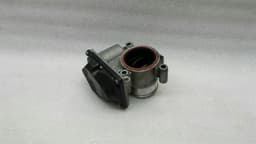 AUDI Audi A4 8K Throttle Body 03L128063E Throttle Body 2.0 TDI — thumbnail 2