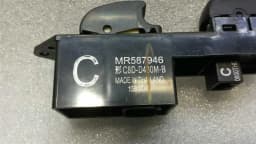 MITSUBISHI Mitsubishi Lancer X Window Switch MR587946 Power Window Switch — thumbnail 3