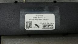 JAGUAR Jaguar S-type antenna amplifier booster 2R83-18C847-AC antenna amplifier — thumbnail 2