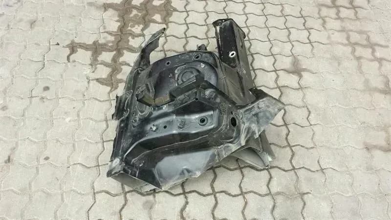 AUDI Audi S5 8T left front chassis leg 8K0805139 left front wheelhouse