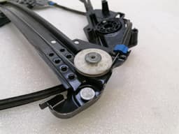 TESLA Tesla Model S 90D Right Front Door Winder 6006651-00-L Window Regulator Front Right — thumbnail 5
