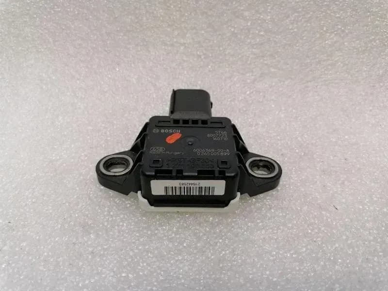 Tesla Model S 90D Sensor 6006369-00-A YAW RATE