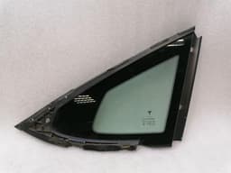 TESLA Tesla Model S 90D Right Rear Quarter Glass 1051821-99-A Door Window 1⁄4 Rear Re — thumbnail 7