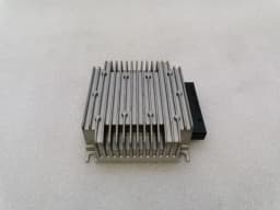 TESLA Tesla Model S 90D Audio Amplifier 1000350-001-09 Amp — thumbnail 6