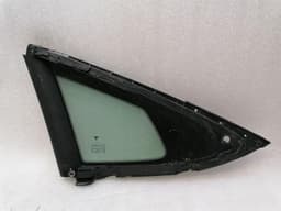 TESLA Tesla Model S 90D Right Rear Quarter Glass 1051821-99-A Door Window 1⁄4 Rear Re — thumbnail 9