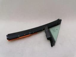 TESLA Tesla Model S 90D Left Front 1/4 Glass 1821299-00-A Door Panel 1/4 Front Left — thumbnail 8