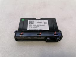 TESLA Tesla Model S 90D Door Control Module 1003101-00-E Door Control Unit — thumbnail 2