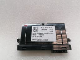 TESLA Tesla Model S 90D Sunroof Control Module 1007512-00-C Sunroof Control Unit — thumbnail 5