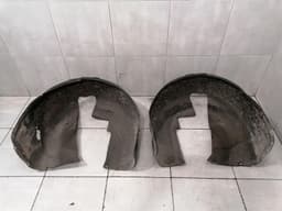 TESLA Tesla Model S 90D Wheel Arch Liner Rear 1067006-00-A Rear Wheel Arch Cover — thumbnail 4