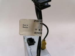 TESLA Tesla Model S 90D Head Unit 1004787-02-E Audio System Controller Radio — thumbnail 5