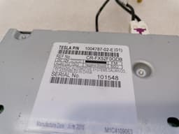 TESLA Tesla Model S 90D Head Unit 1004787-02-E Audio System Controller Radio — thumbnail 8