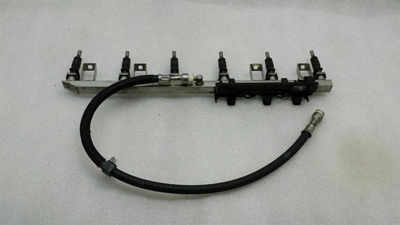 BMW BMW Z4 E85 E86 Fuel Rail 7542541 Fuel Injection Moulding Pipe Distributor 3.0i