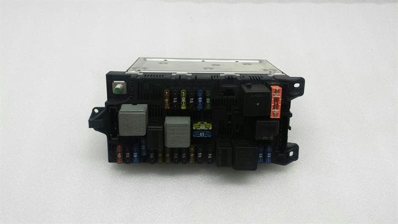 MERCEDES-BENZ Mercedes CLS W219 Fuse Box A2115456201 Fuse Box SAM