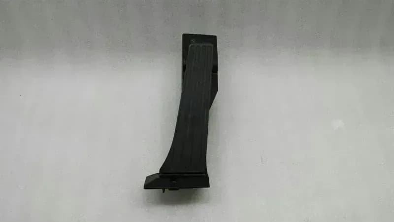 BMW BMW 5 Series E60 Gas (Electrical) 6786285 Accelerator Pedal