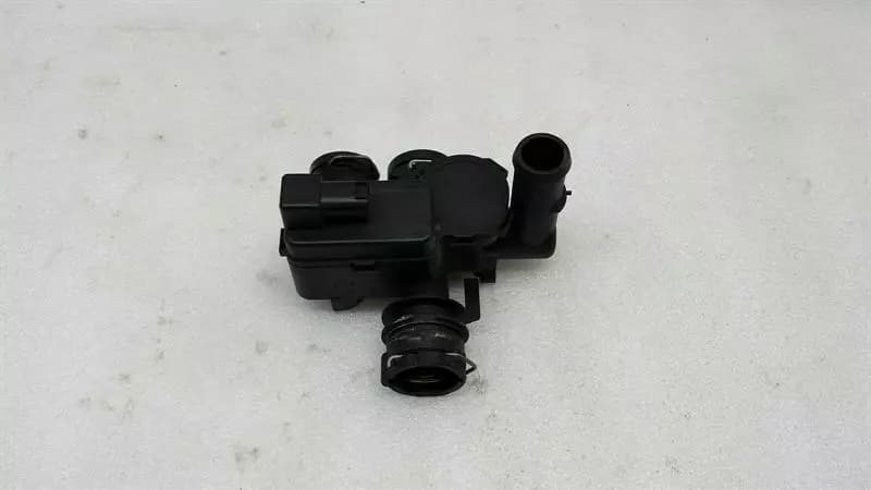 Mercedes CLS W219 W211 Heater Valve A2118320584 Heater Valve