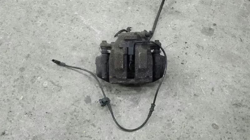 MERCEDES-BENZ 2004 MERCEDES CLK FRONT RIGHT BRAKE CALIPER A0034202483 BRAKE CALIPER