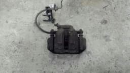 MERCEDES-BENZ 2004 MERCEDES CLK FRONT LEFT BRAKE CALIPER A0034202383 BRAKE CALIPER — thumbnail 4