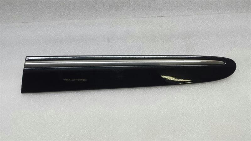 Mercedes CLK W209 RLH wing trim A2096902562 molding fender rear left