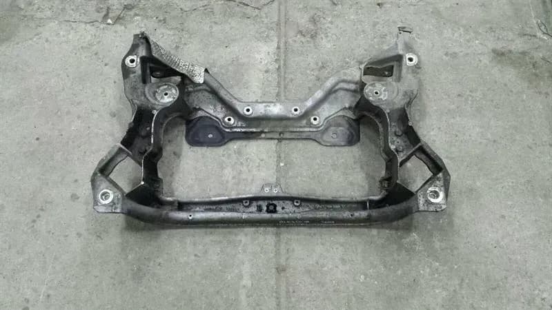 MERCEDES-BENZ Mercedes CLK W209 Beam Subframe Front 2036280657 Front Axle Carrier