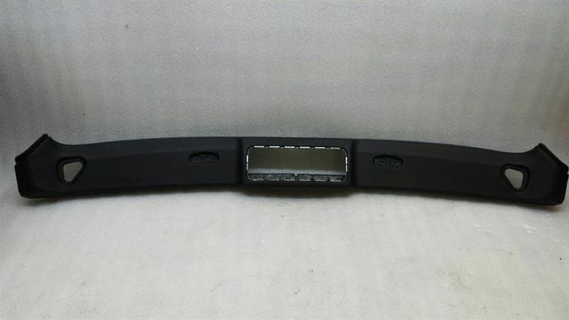 BMW BMW 3 Series E46 M3 Windscreen Top Cover 51448204277 Trim Cowl Top