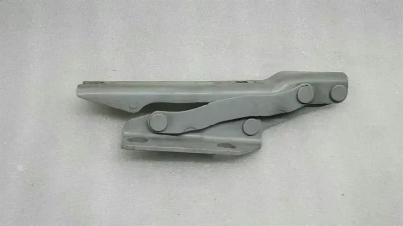 BMW BMW 5 Series E61 E60 Bonnet Hinge LHS 7008727 Bonnet Hinge Left