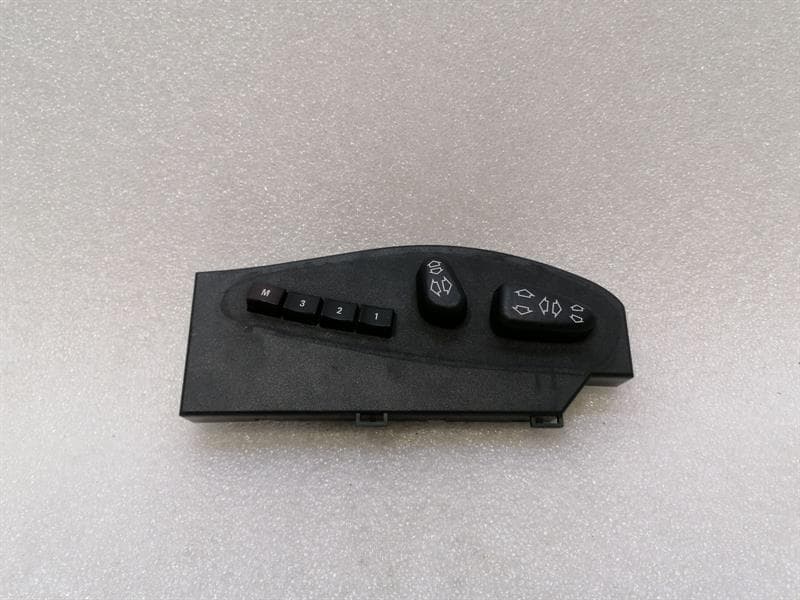 BMW BMW 3 Series E46 Right Seat Control Switch 8255382 Right Seat Switch