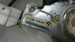BMW BMW 3 Series E46 Left Front Door Winder 51338229105 Power Window Front Left M3 — thumbnail 5
