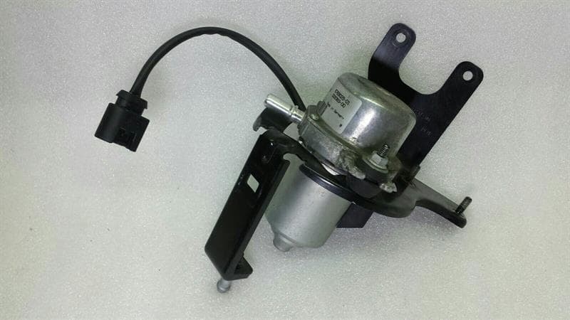 BMW BMW 5 Series E61 E60 M5 Vacuum Pump 6769029 Vacuum Pump S85 V10 E63 M6