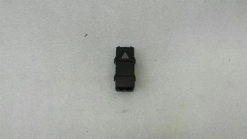 MERCEDES-BENZ Mercedes E Class W212 Warning Indicator Switch A2128207810 Hazard Switch