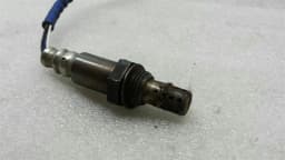JAGUAR Jaguar XJ X350 X358 Oxygen Sensor C2C22679 Oxygen Sensor — thumbnail 3