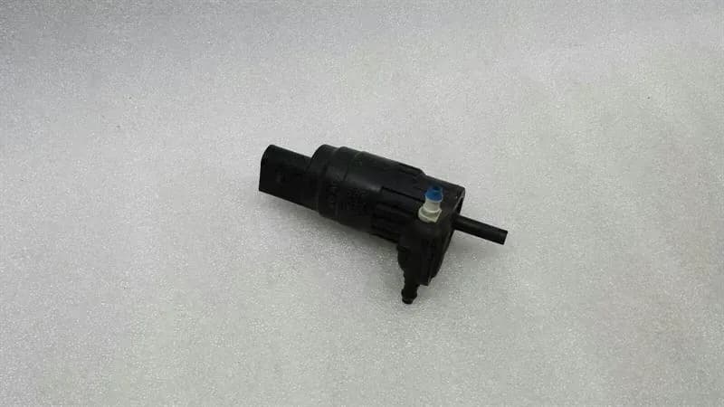 AUDI Audi S3 8P washer fluid pump 1K6955651 washer water pump