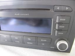 AUDI Audi S3 A3 CD Player Radio CD Concert 8P0035186G — thumbnail 3