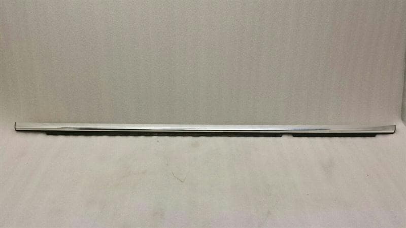 MERCEDES-BENZ Mercedes R Class W251 RRH Body Moulding A2516907080 Door Strip Rear Right LWB