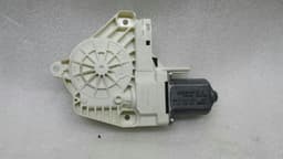 AUDI Audi A4 8K door window motor 8K0959811A window regulator motor — thumbnail 2