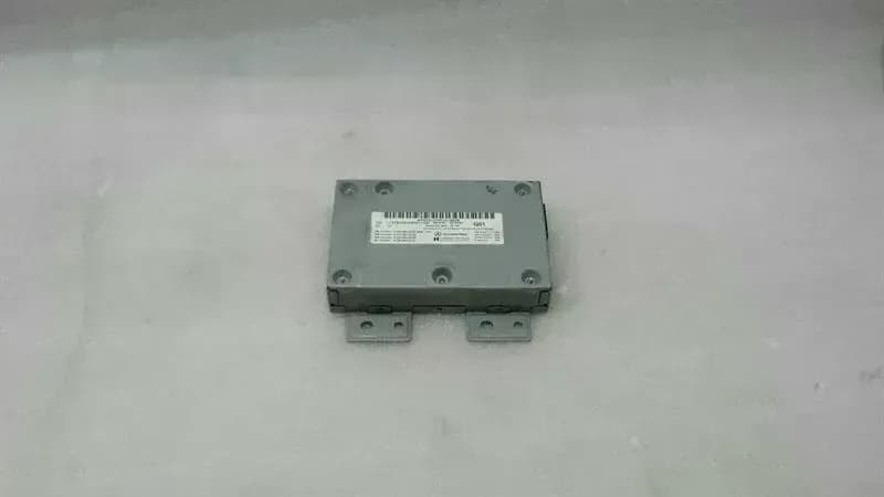 Mercedes SL R230 Multimedia Control Unit A2049000300 Multimedia Interface Module