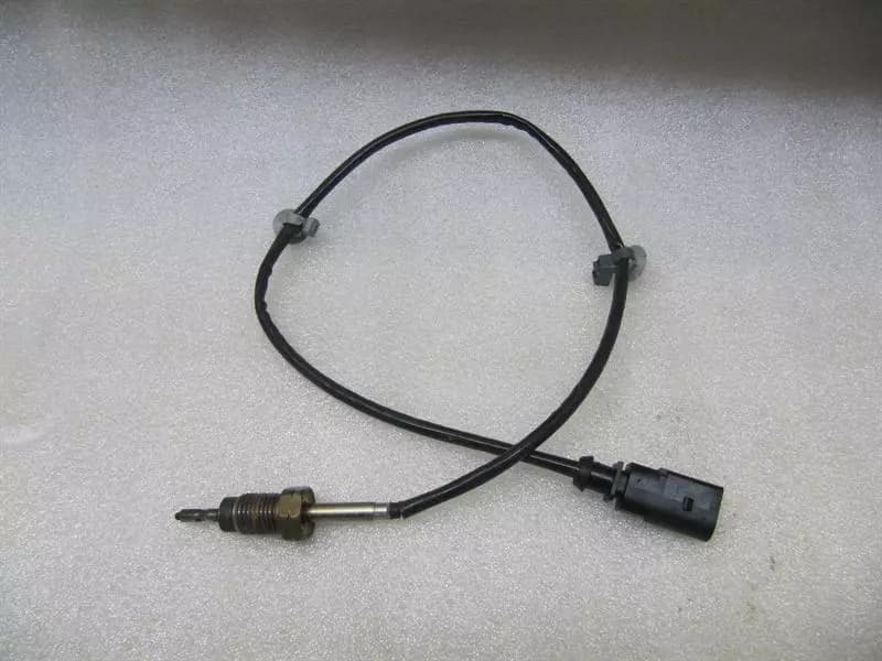 AUDI Audi A4 8K Temperature Sensor 03L906088BE Exhaust Gas Temperature Sensor 2.0 TDI