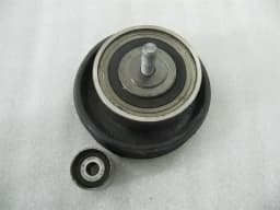 AUDI AUDI A4 8K IDLER PULLEY TIMING BELT 03L109244B IDLE PULLEY 2.0 TDI — thumbnail 1