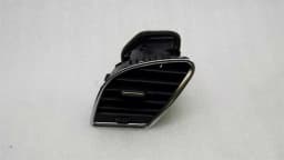 AUDI Audi A4 8K RHD Left Air Vent 8T2820901 Right Hand Drive — thumbnail 5